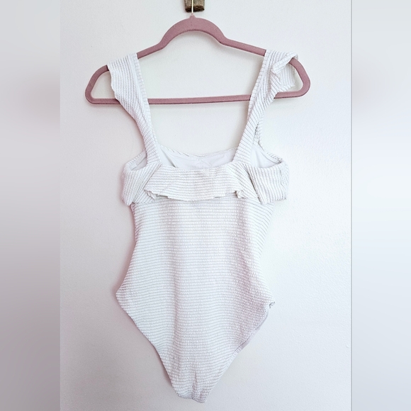 Eberjey Jane Waives  Textured Stripe One-Piece Swimsuit Size M - Picture 4 of 5
